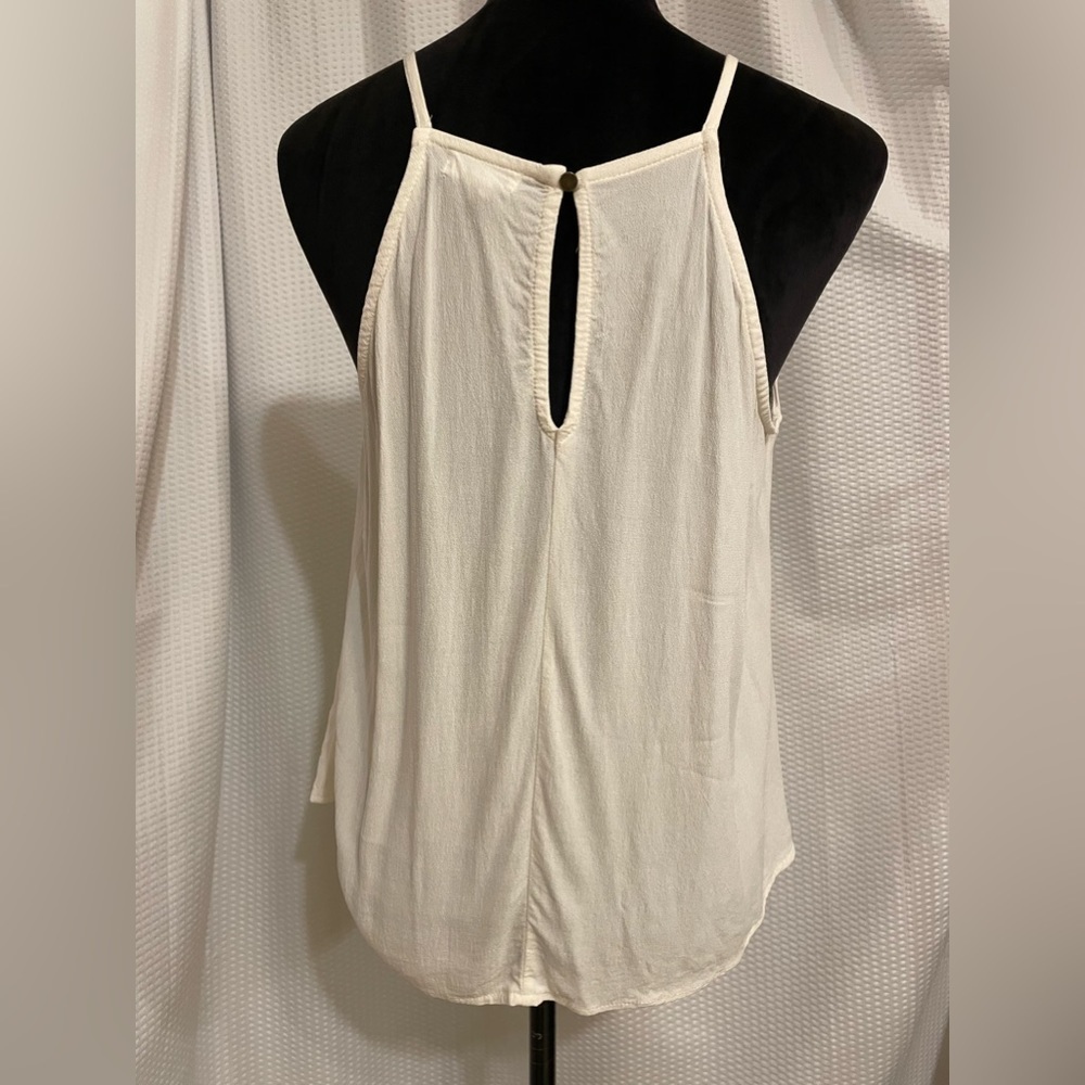 Love On A Hanger beige floral embroidered tank top size medium - Picture 3 of 7